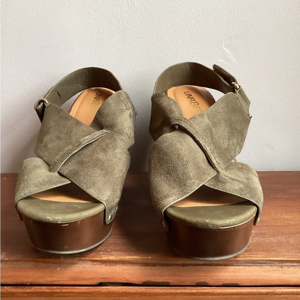 Unr8ed 4” wedge shoes